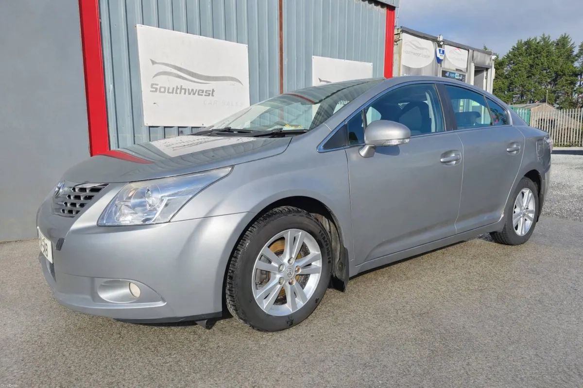 2010 Toyota Avensis **NCT 06-26 TAX 10-26** - Image 1