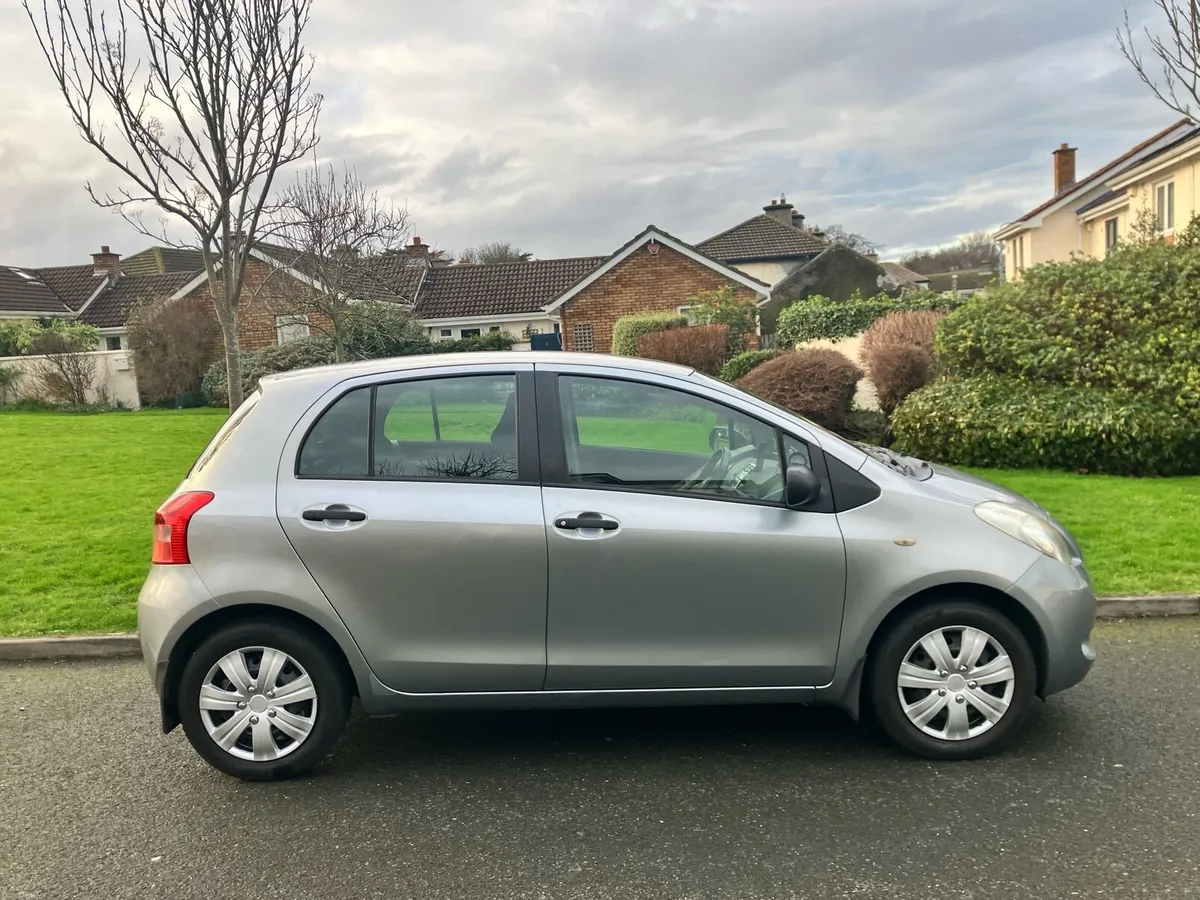 Yaris - NCT:22/01/27-Family Car-Major Serviced - Image 4