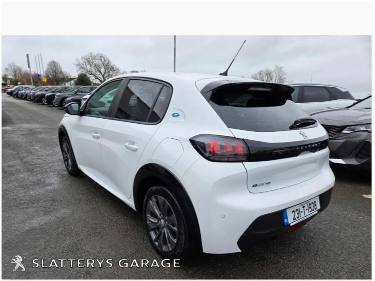 Peugeot 208 Electric 136bhp (50 kWh) Active - Image 4