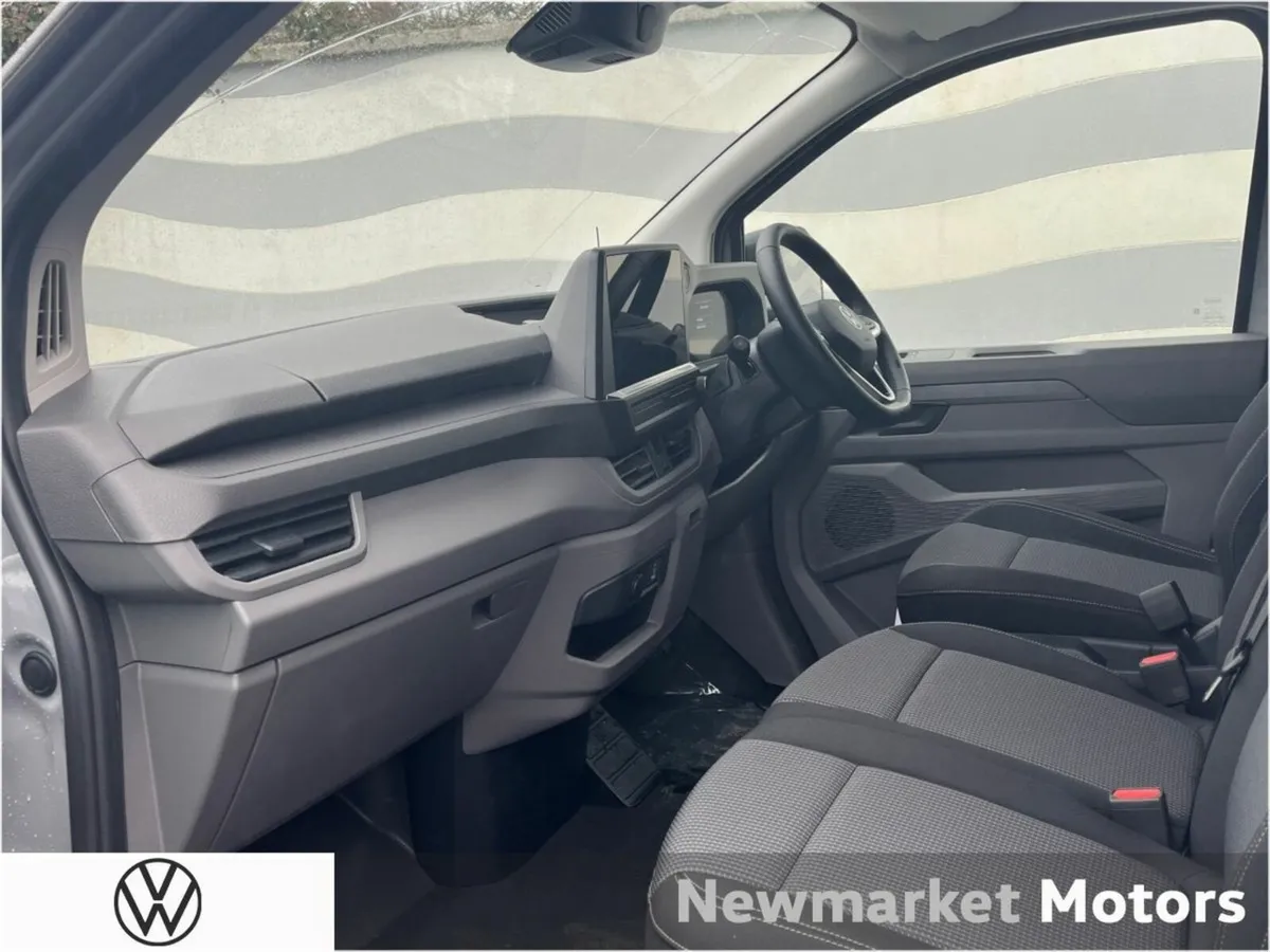 Volkswagen Transporter 170BHP AUTOMATIC LONG WHEEL - Image 4
