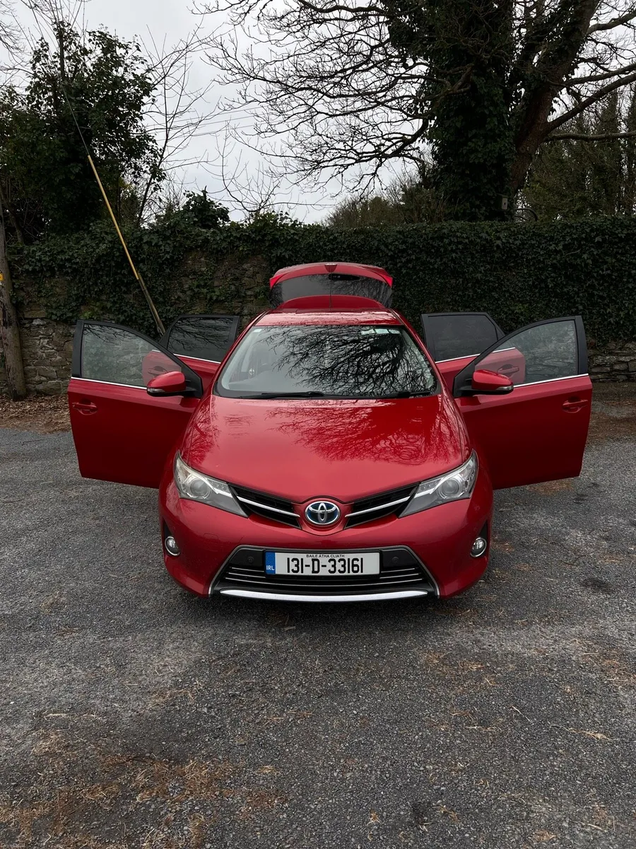 Fresh NCT Toyota Auris 1.8 Hybrid Excel Automatic - Image 1