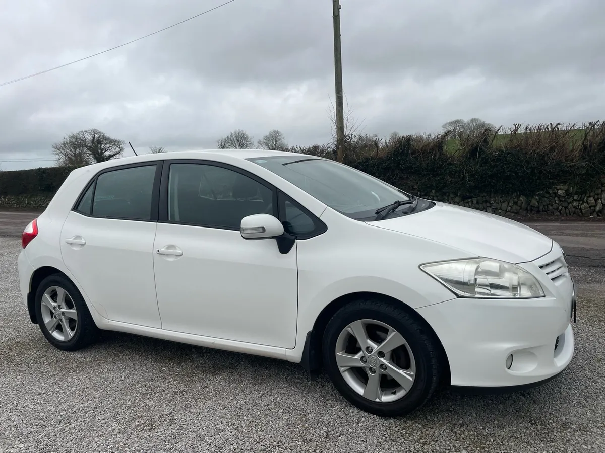 Toyota Auris - Image 3