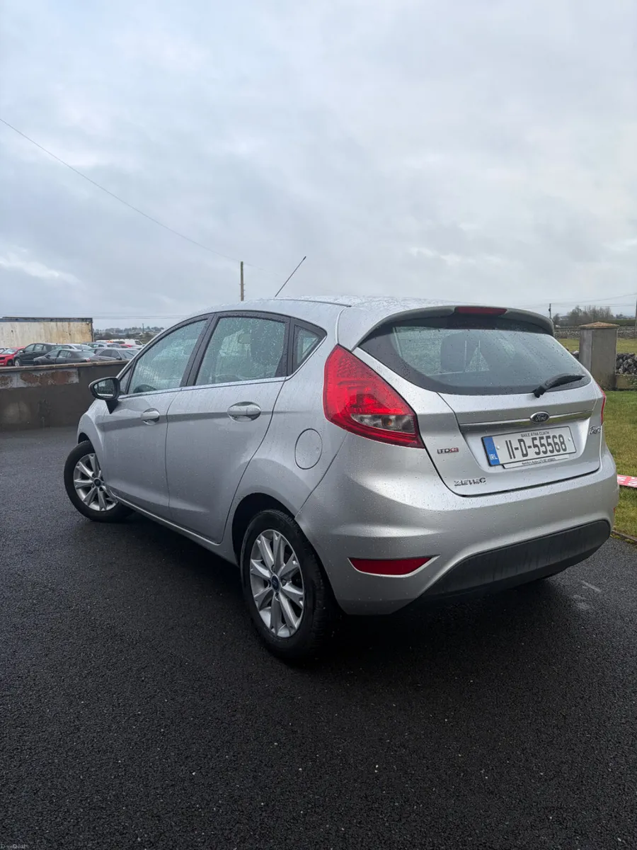 Ford Fiesta 2011 - Image 3