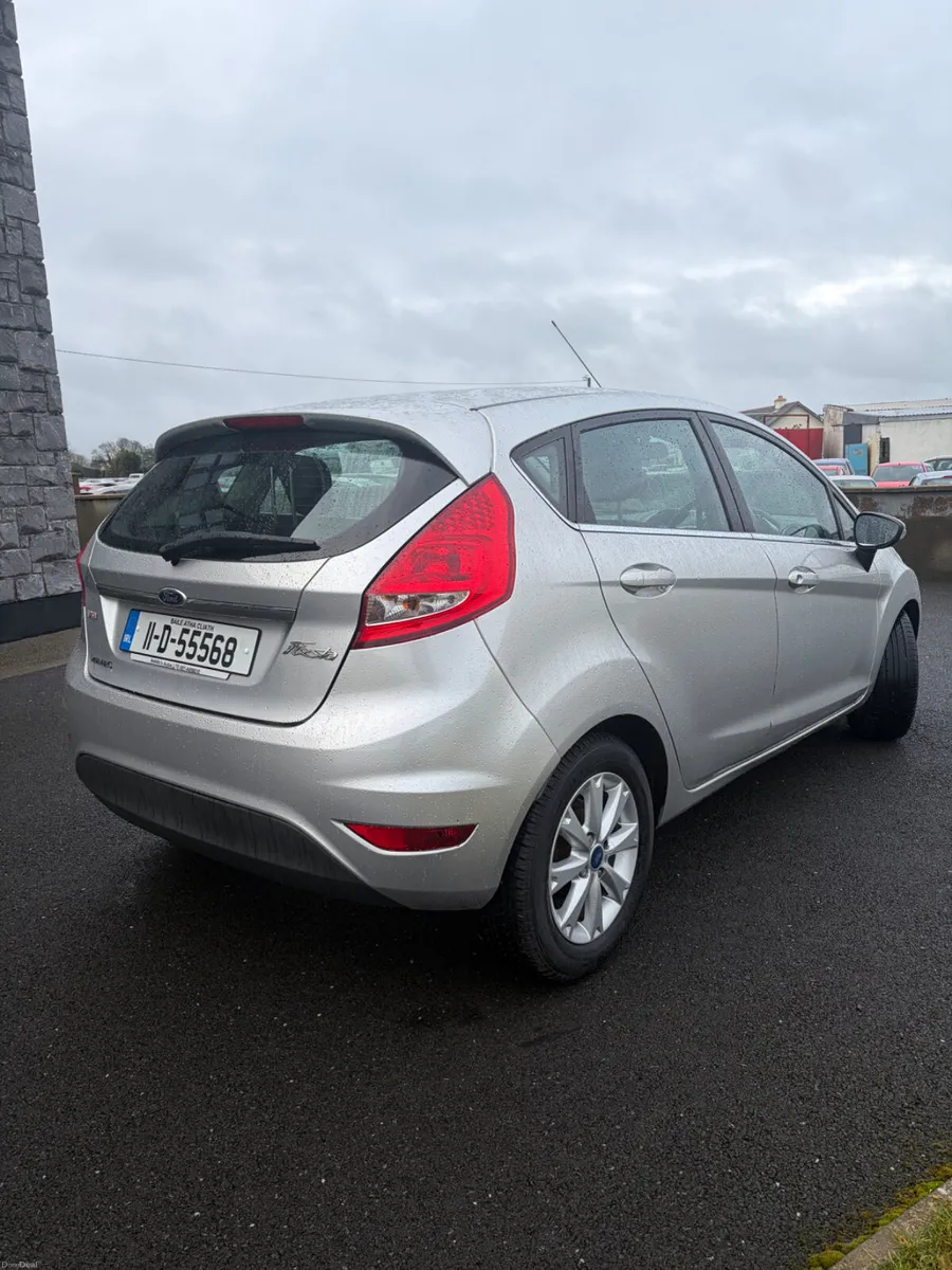 Ford Fiesta 2011 - Image 4