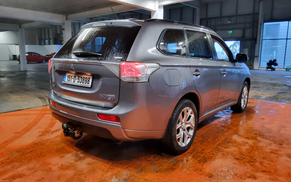 Mitsubishi Outlander 2015 - Image 4