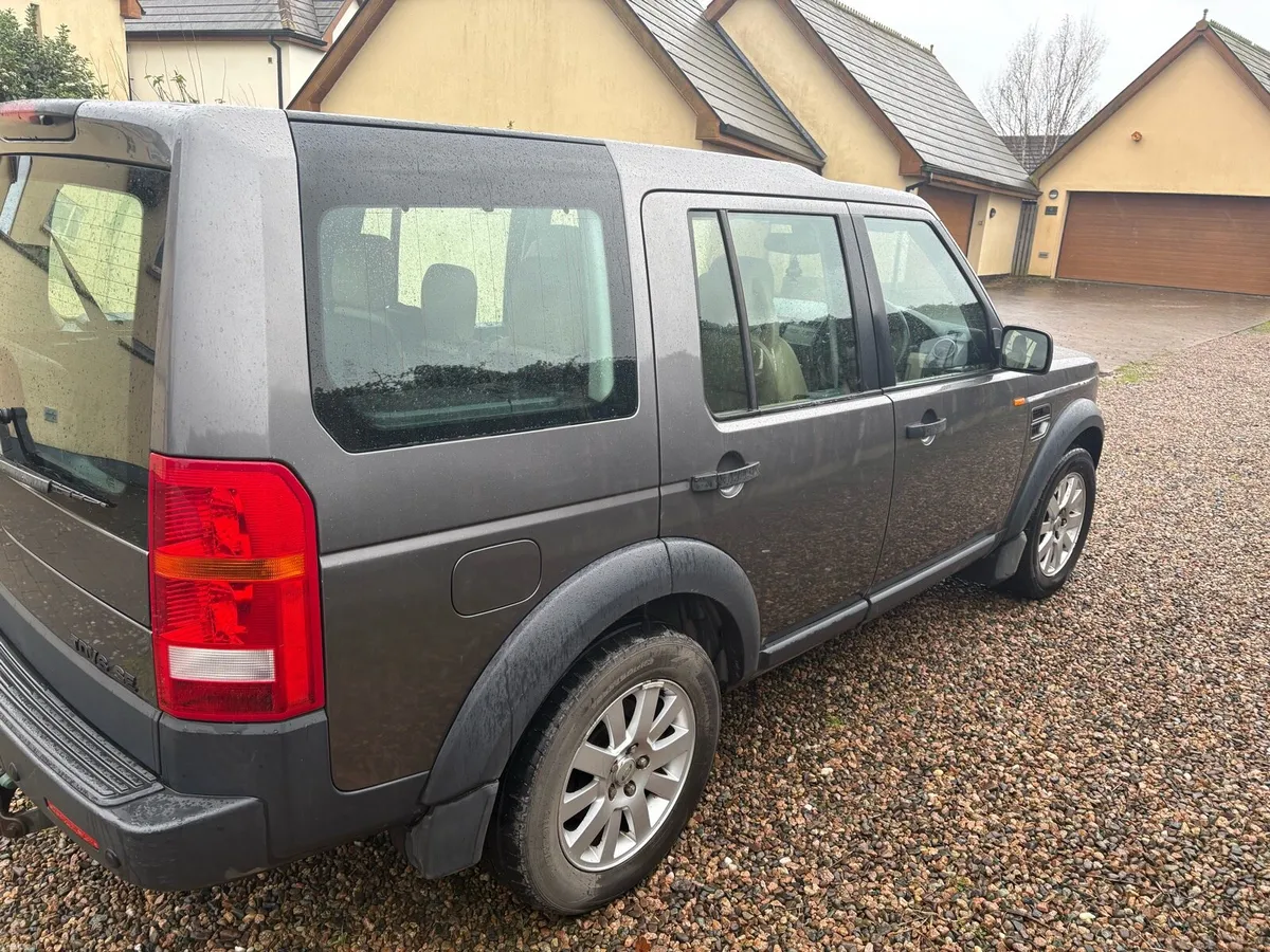 2006 Land Rover Discovery 3 SE - Image 3