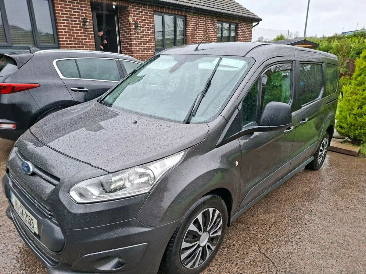 Ford Connect wheelchair accessible - Image 2