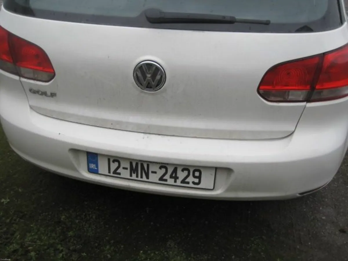 Volkswagen Golf 2012  automatic - Image 3