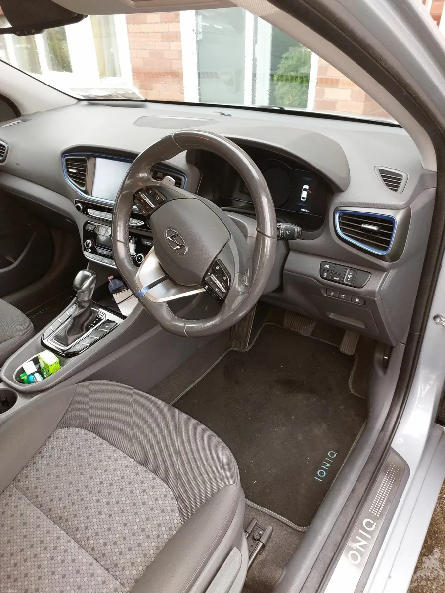 Hyundai IONIQ 2018 - Image 2