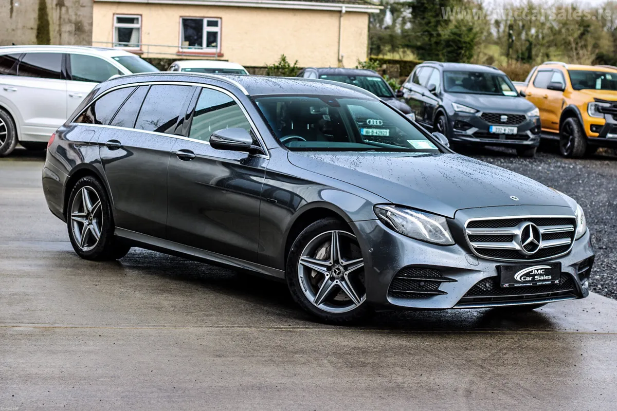 2019 MERCEDES BENZ E300 AMG LINE - Image 3