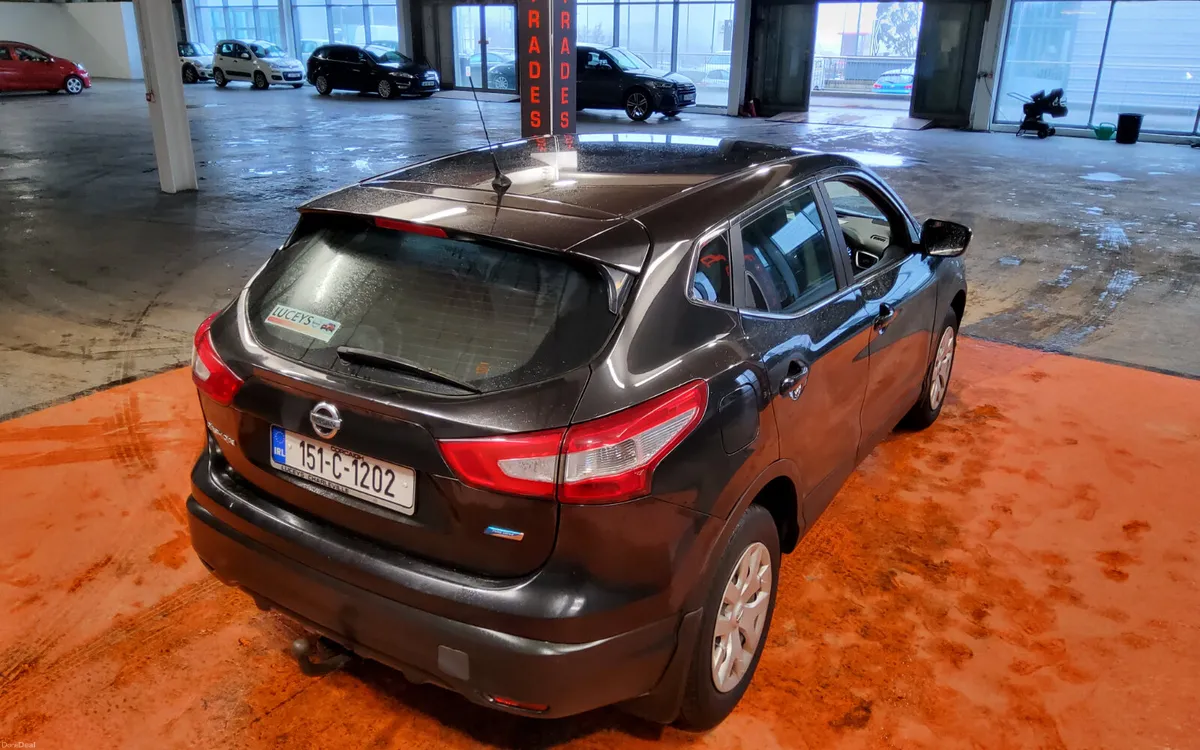 Nissan Qashqai 2015 - Image 3