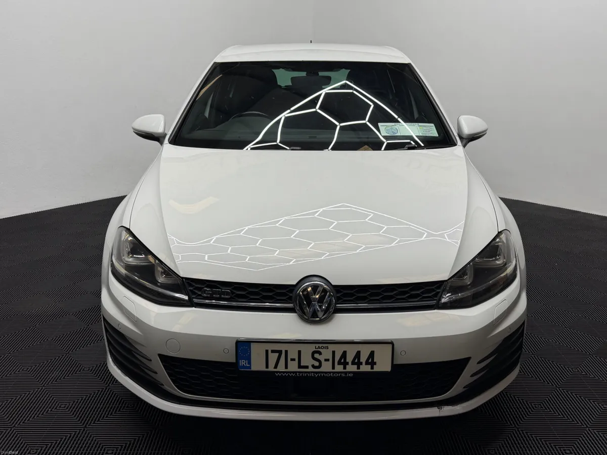 2017 Volkswagen Golf GTD 2.0 diesel (warranty) - Image 3