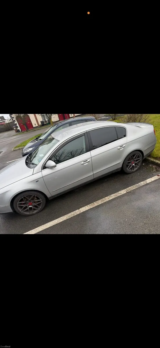 Volkswagen Passat 2009 - Image 3