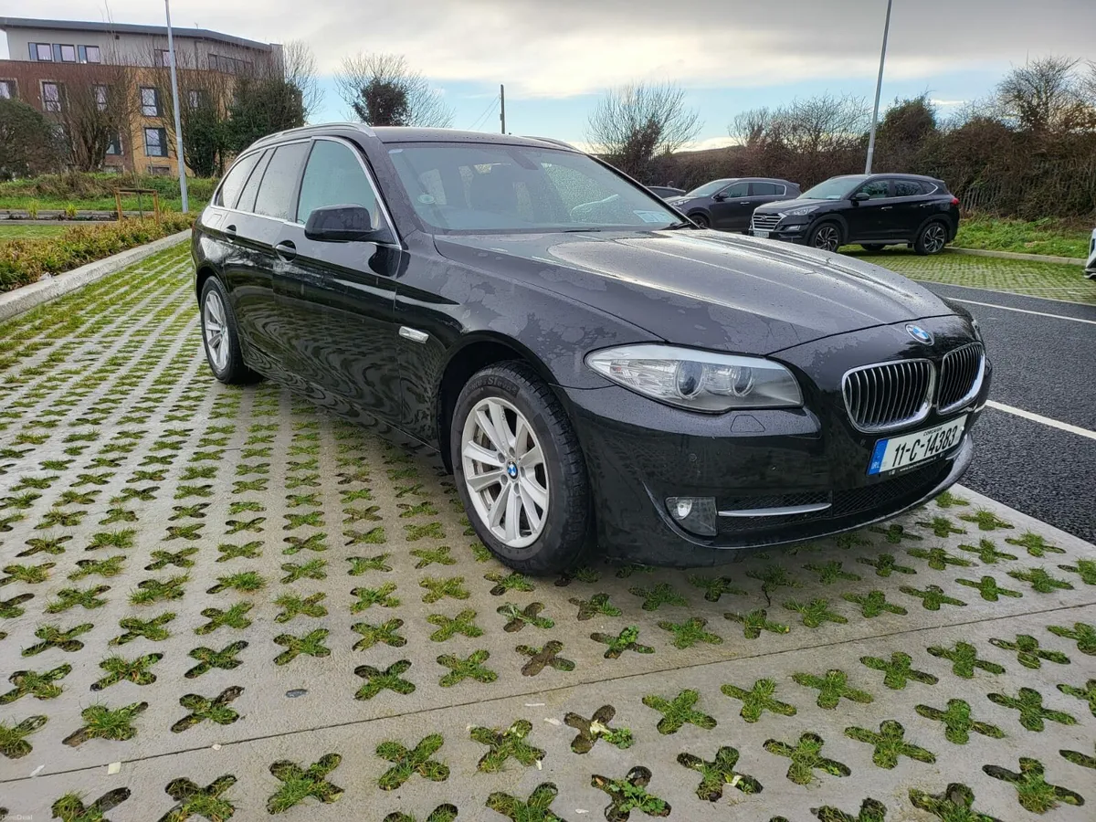 BMW 520 F11 - Image 2