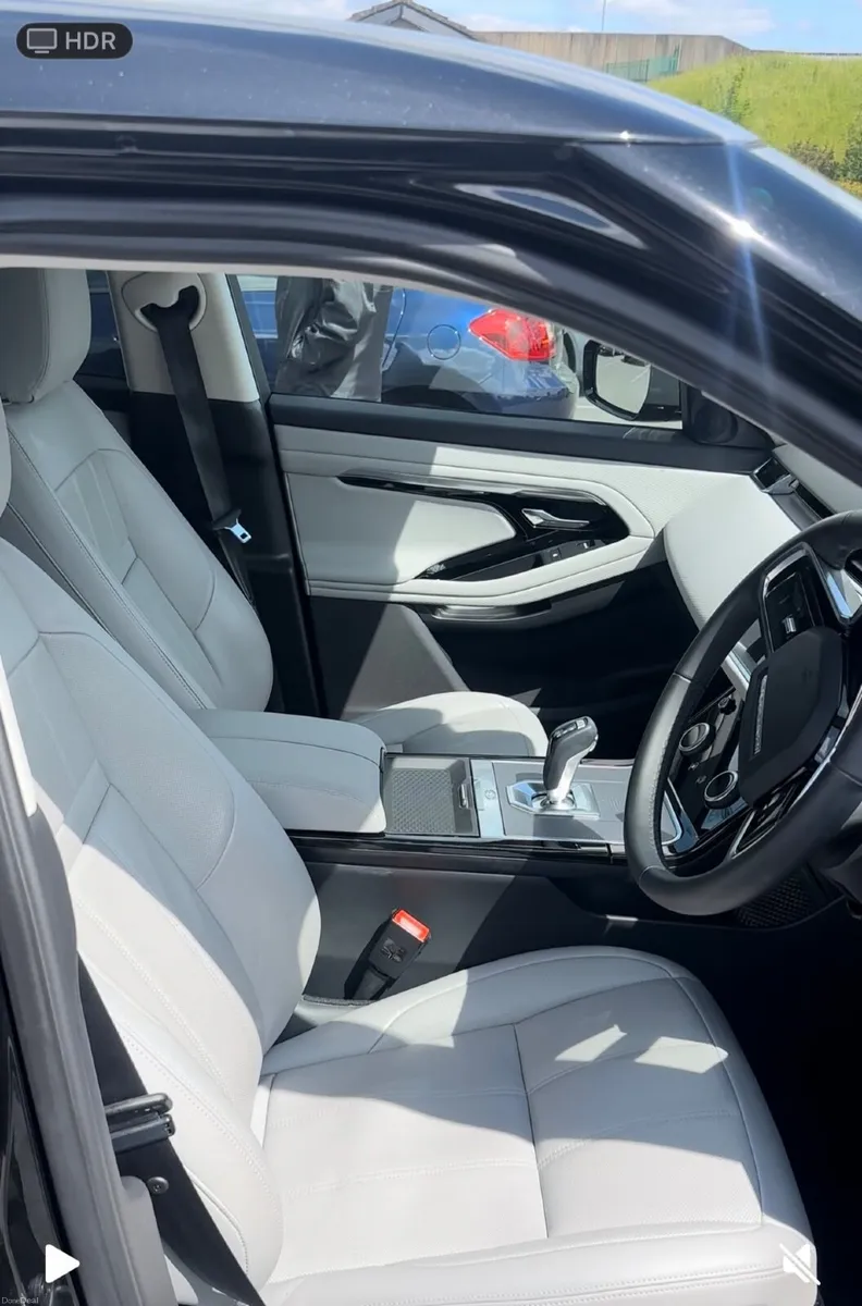 Land Rover Range Rover Evoque 2021 - Image 2
