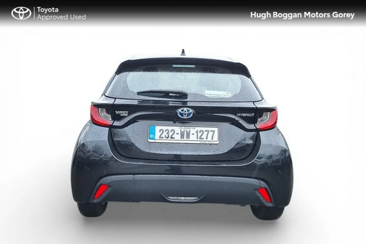 Toyota Yaris 1.5 HYBRID LUNA 4DR - Image 4