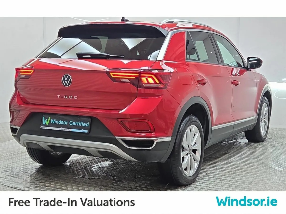 Volkswagen T-Roc 2.0 TDI 116HP Style *SUNROOF* - Image 3