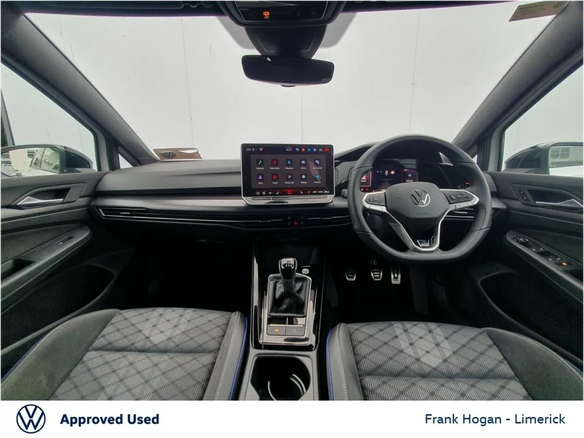 Volkswagen Golf R-LINE 1.5 TSI 150HP - Demo - Call - Image 2