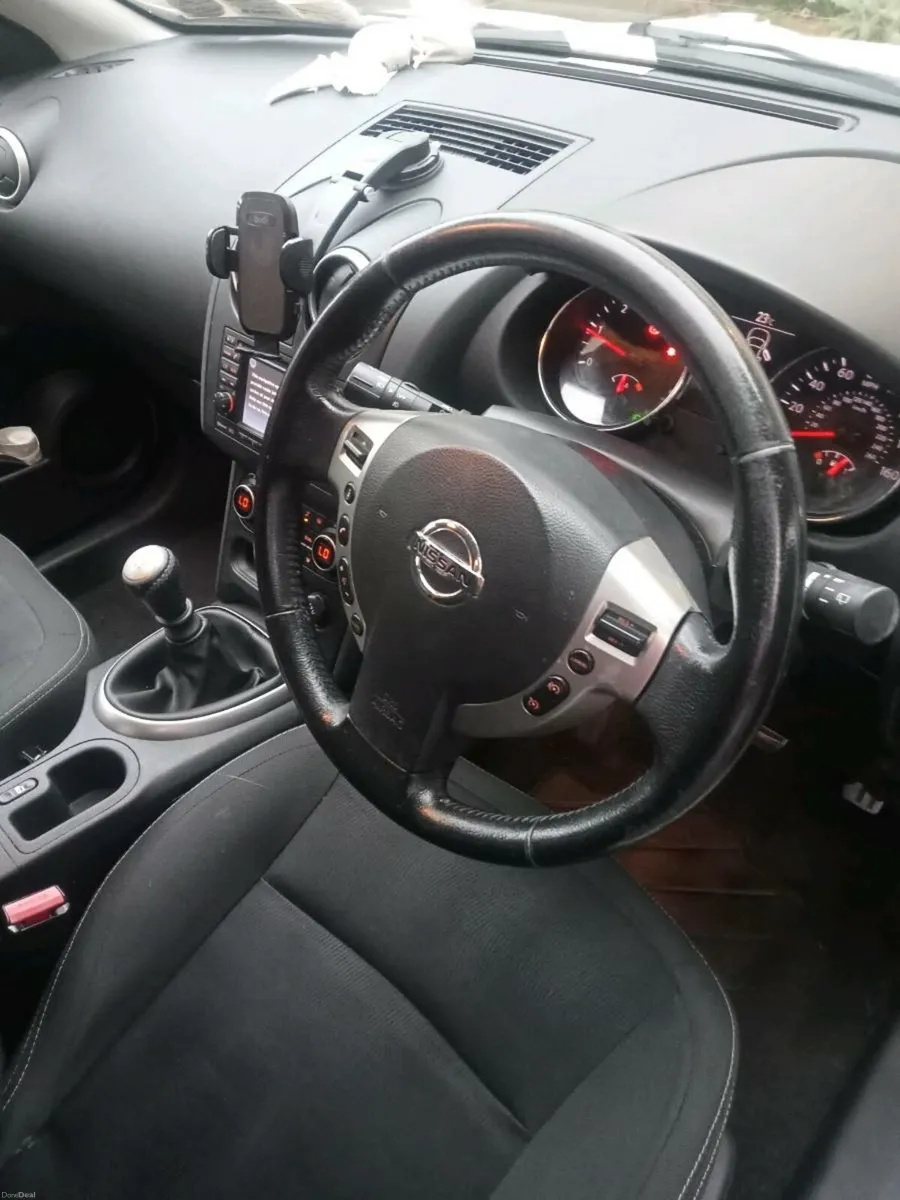 Nissan Qashqai +2 7 seater high spec - Image 3