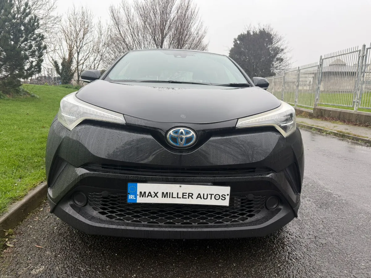 Toyota C-HR 1.8 Petrol Hybrid - Image 2