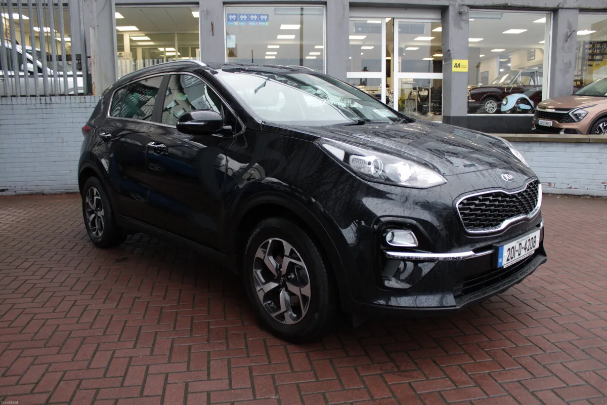 1.6CRDI K3 PLATINUM 5DR ESTATE // ONLY 84,000 KMS - Image 1