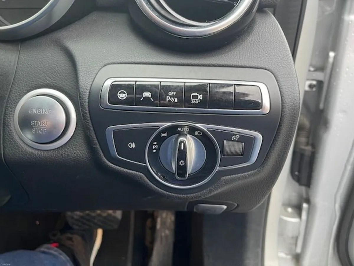 MERCEDES C350E SPORT PREMIUM PLUS Burmester - Image 3