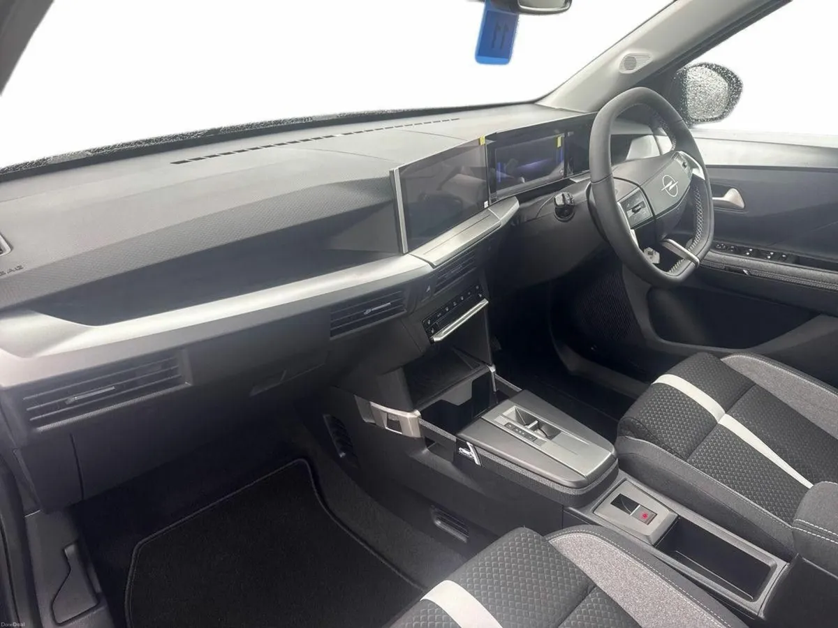 Opel Frontera Hybrid GS 1.2 100hp automatic - Image 3