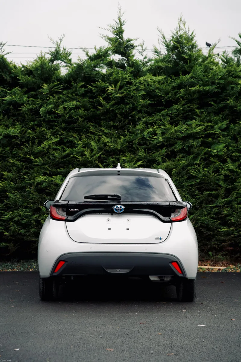🌟Toyota Yaris 1.5 Hybrid 2020 With Low Mileage 🌟 - Image 3
