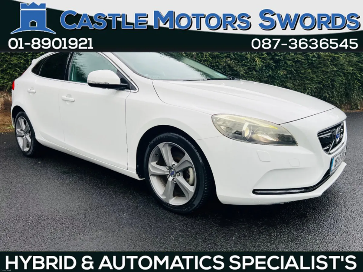 Volvo V40 1.6 PETROL // AUTO // LOW MILEAGE - Image 2