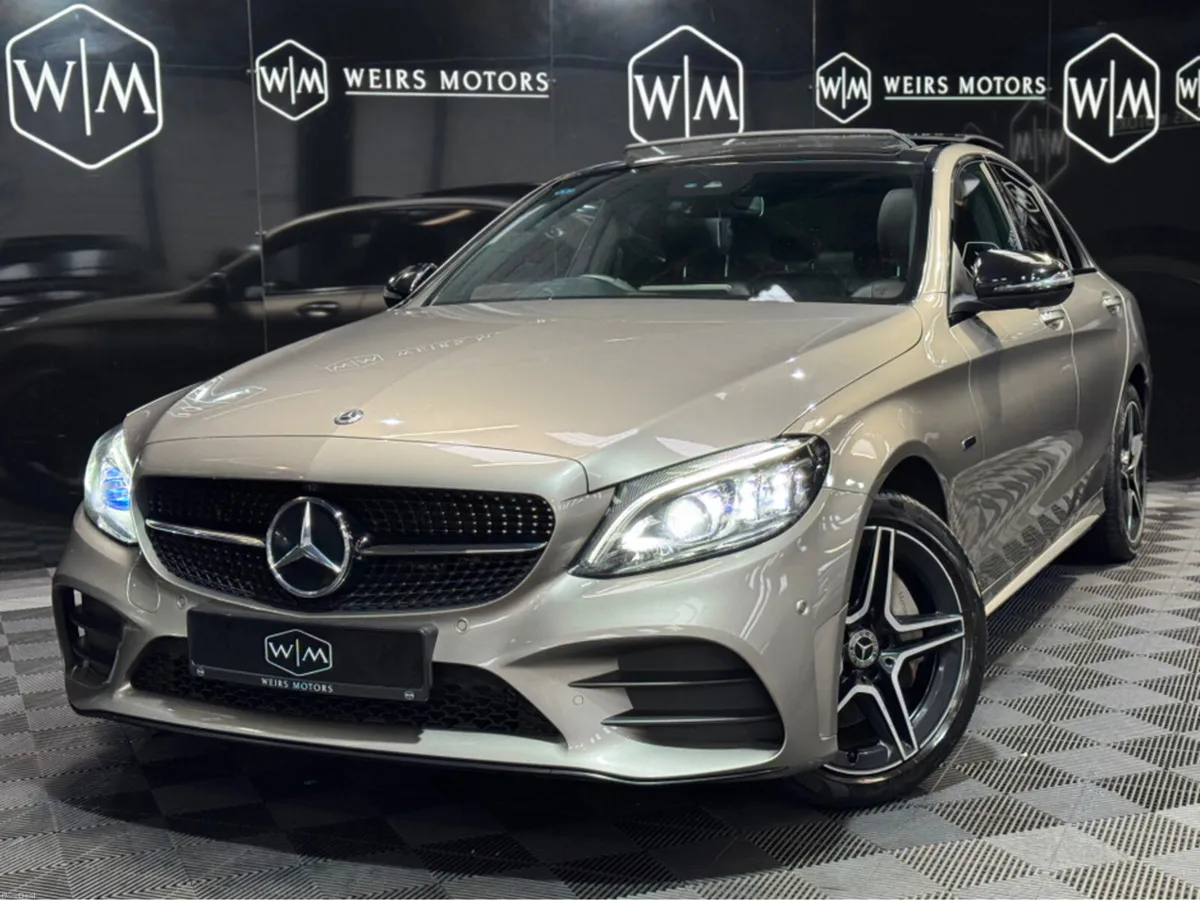 Mercedes-Benz C-Class 300 AMG LINE ED PREMIUM + DE - Image 2