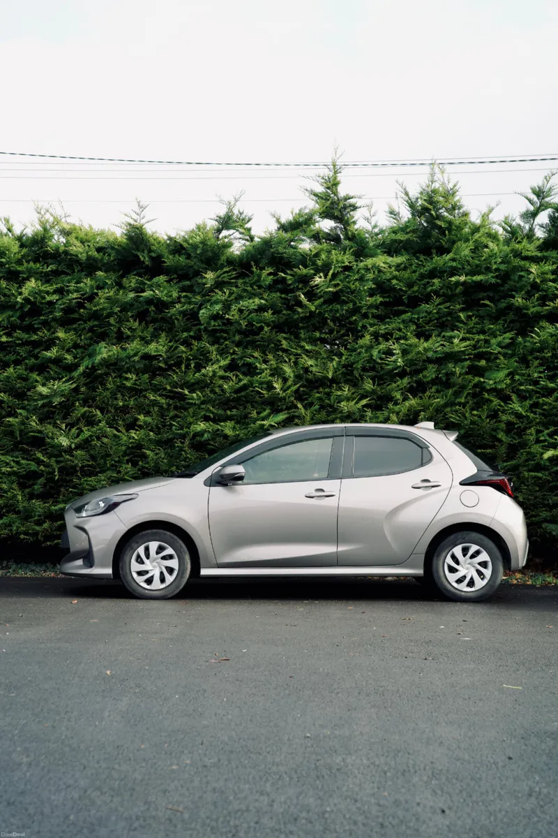 🌟Toyota Yaris 1.5 Hybrid 2020 With Low Mileage 🌟 - Image 2