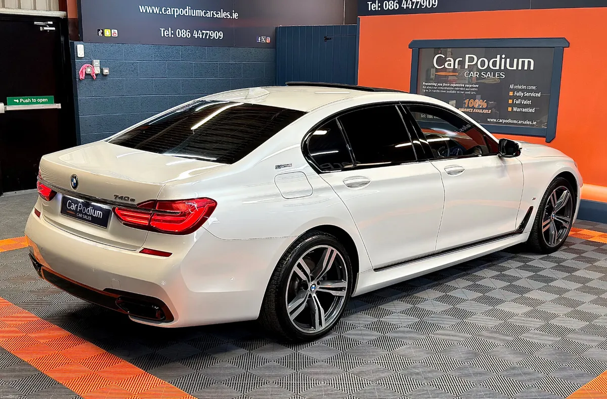 2018 BMW 7-Series 740e M-Sport Auto - LOW KMS - Image 3