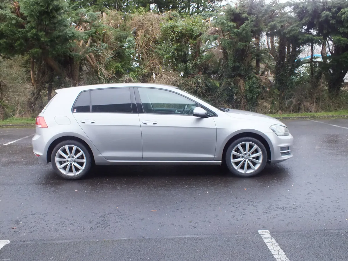 Volkswagen Golf 2015 - Image 2