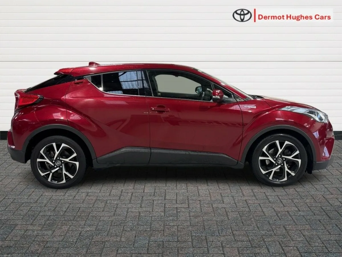 Toyota C-HR 1.8 HYBRID SPORT AUTO - Image 3