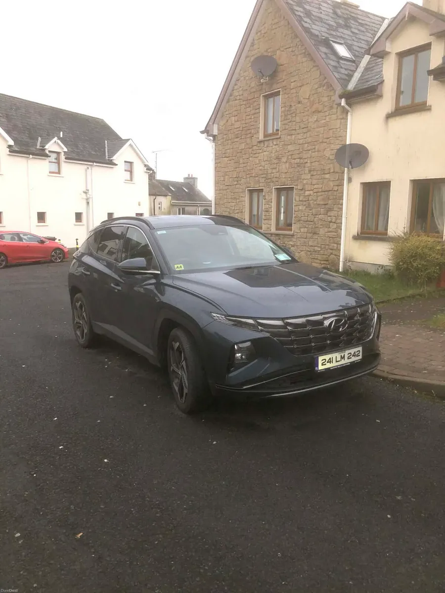 Hyundai Tucson Exec PHEV Plug in Hybrid. Auto - Image 1