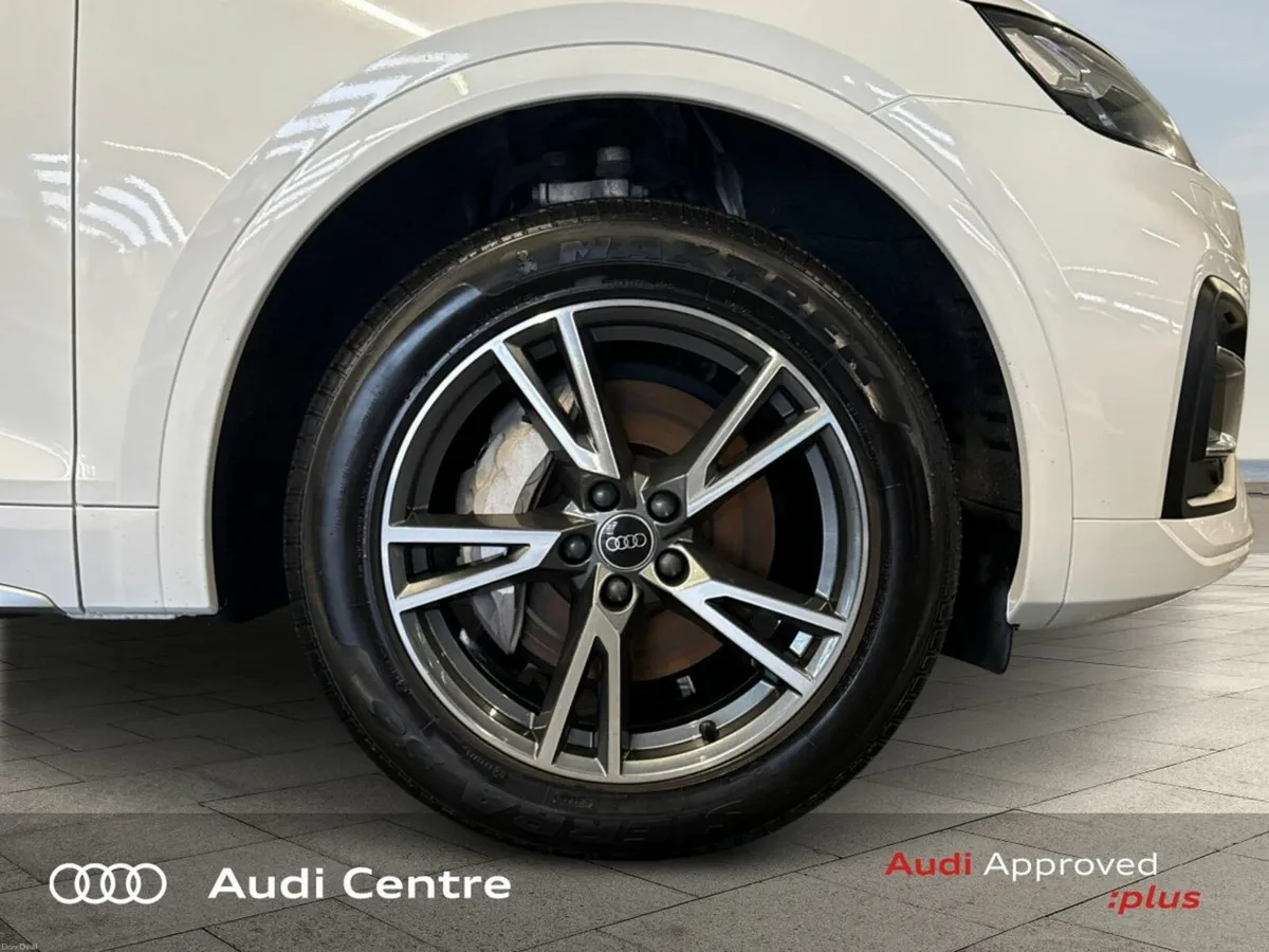 Audi Q5 50 TFSI e 299HP S tronic quattro SE - Image 3