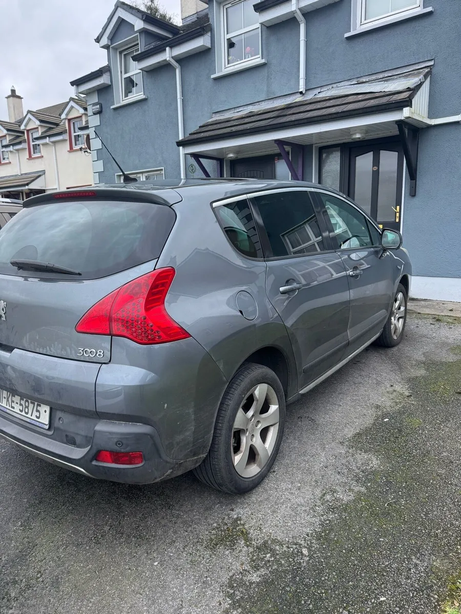 Peugeot 3008 2011 - Image 2