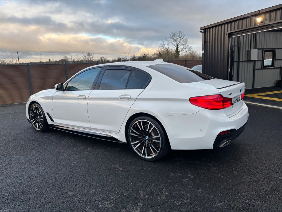 BMW 520d 17 M-Sport M-Perf XDrive - Image 4