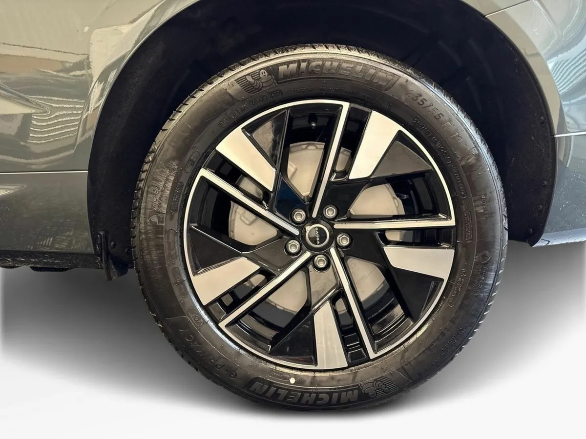 Volvo XC60 T6 PLUS DARK *SPECIAL OFFER* €175 PER W - Image 5