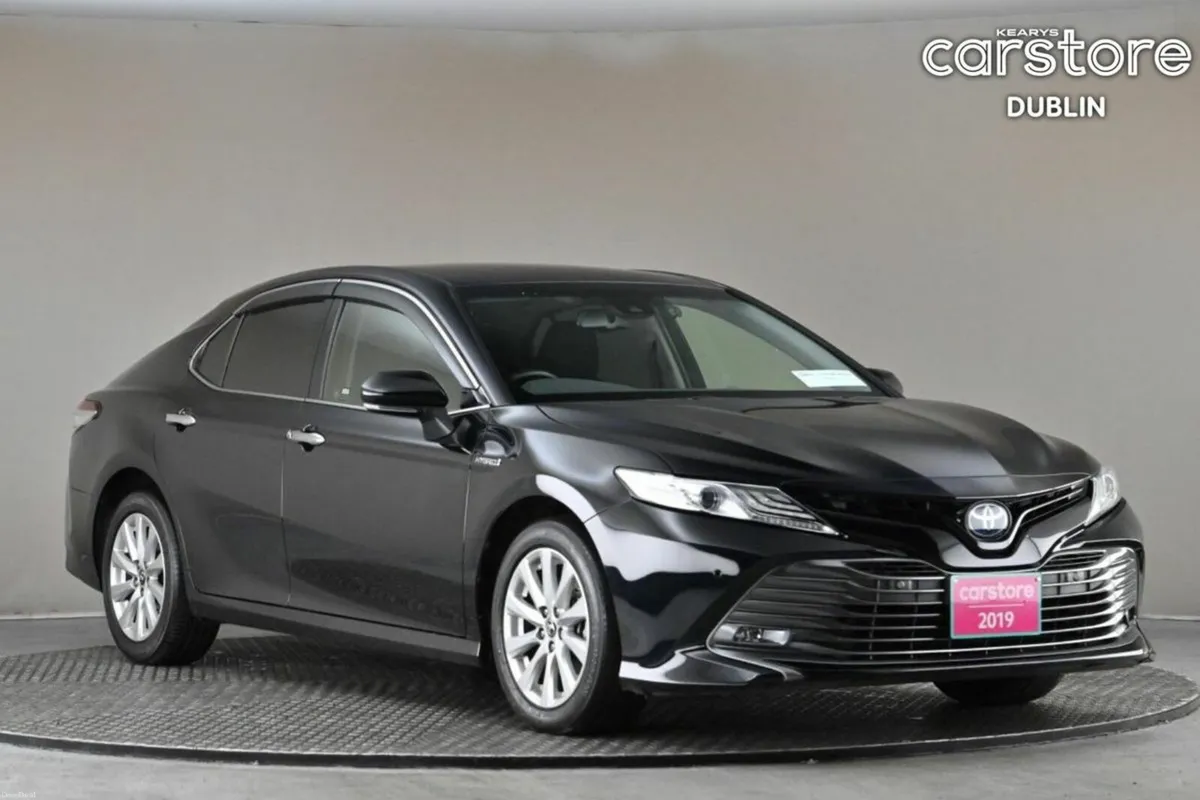 Toyota Camry 2.5 HYBRID **PARK SENSORS**REVERSE CA - Image 1