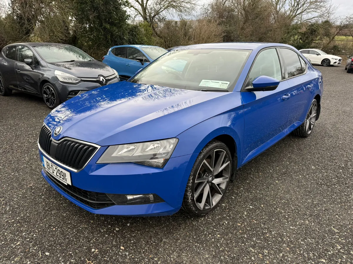 Skoda Superb 2018 - Image 2