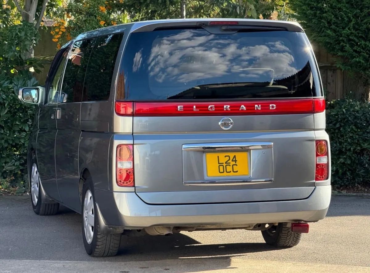 Nissan elgrand 2.5 jdm  import - Image 5