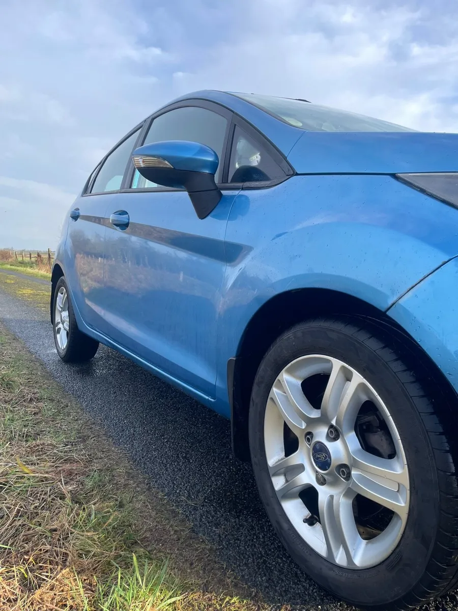 Ford Fiesta 2009 - Image 1