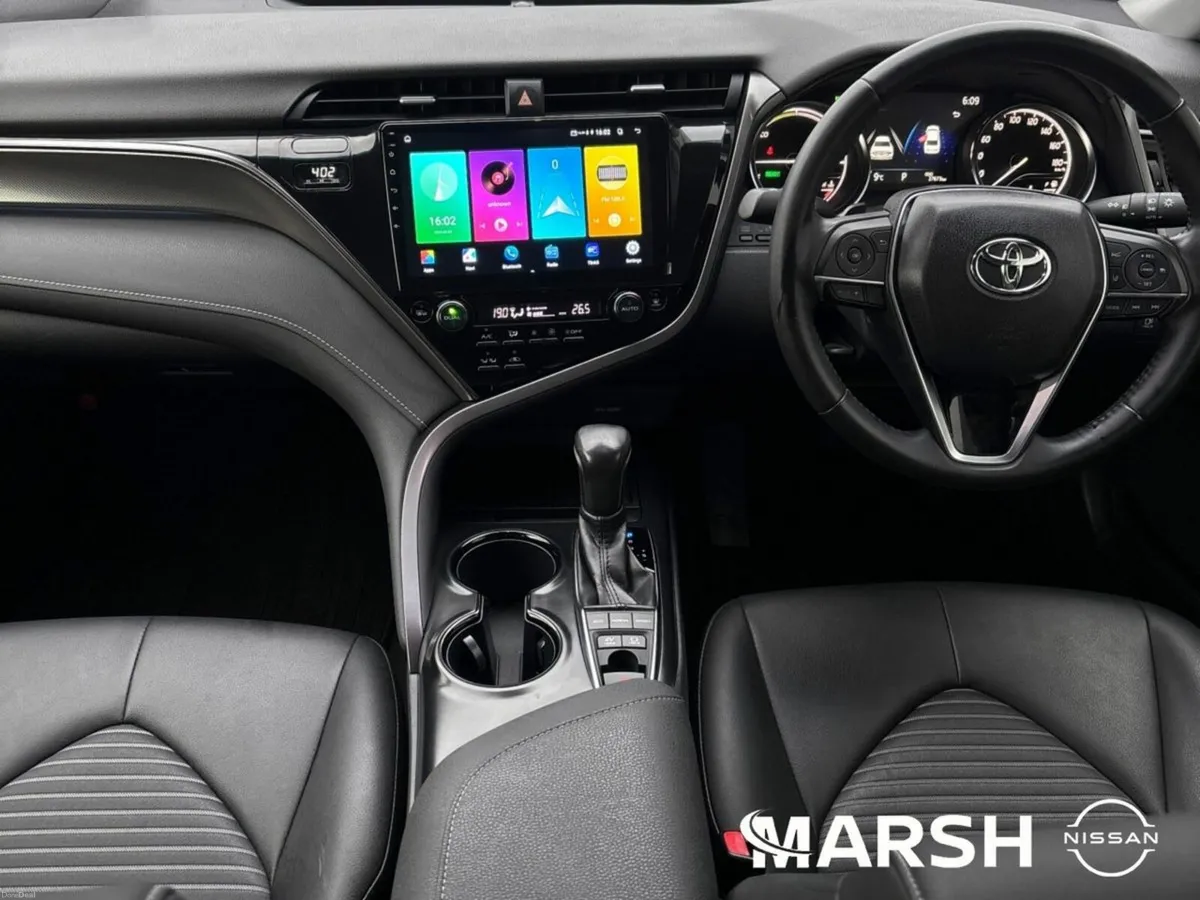 Toyota Camry 2.5 Camry Hybrid WS World Sport - Image 2