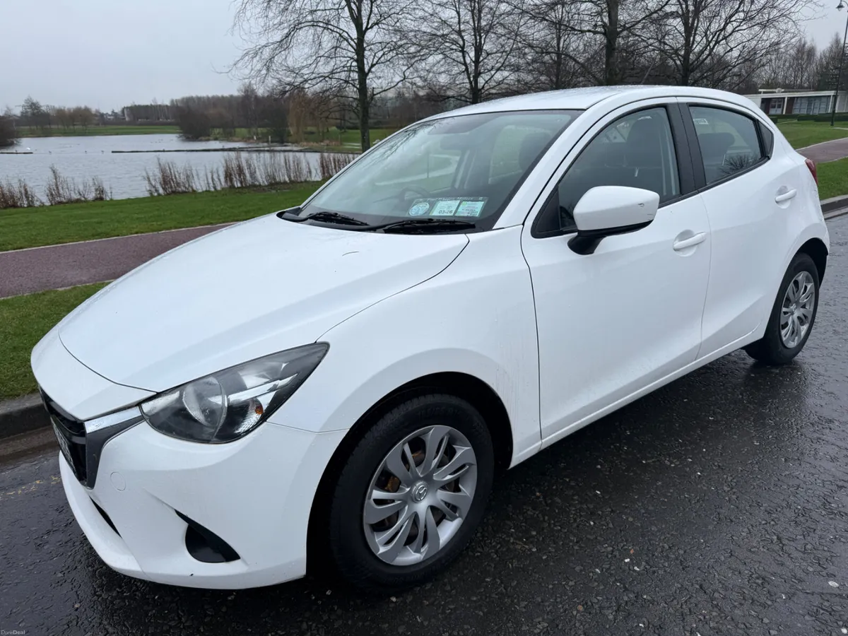 1.5 PETROL MANUAL 45k MILES NCT 04/27 - Image 4