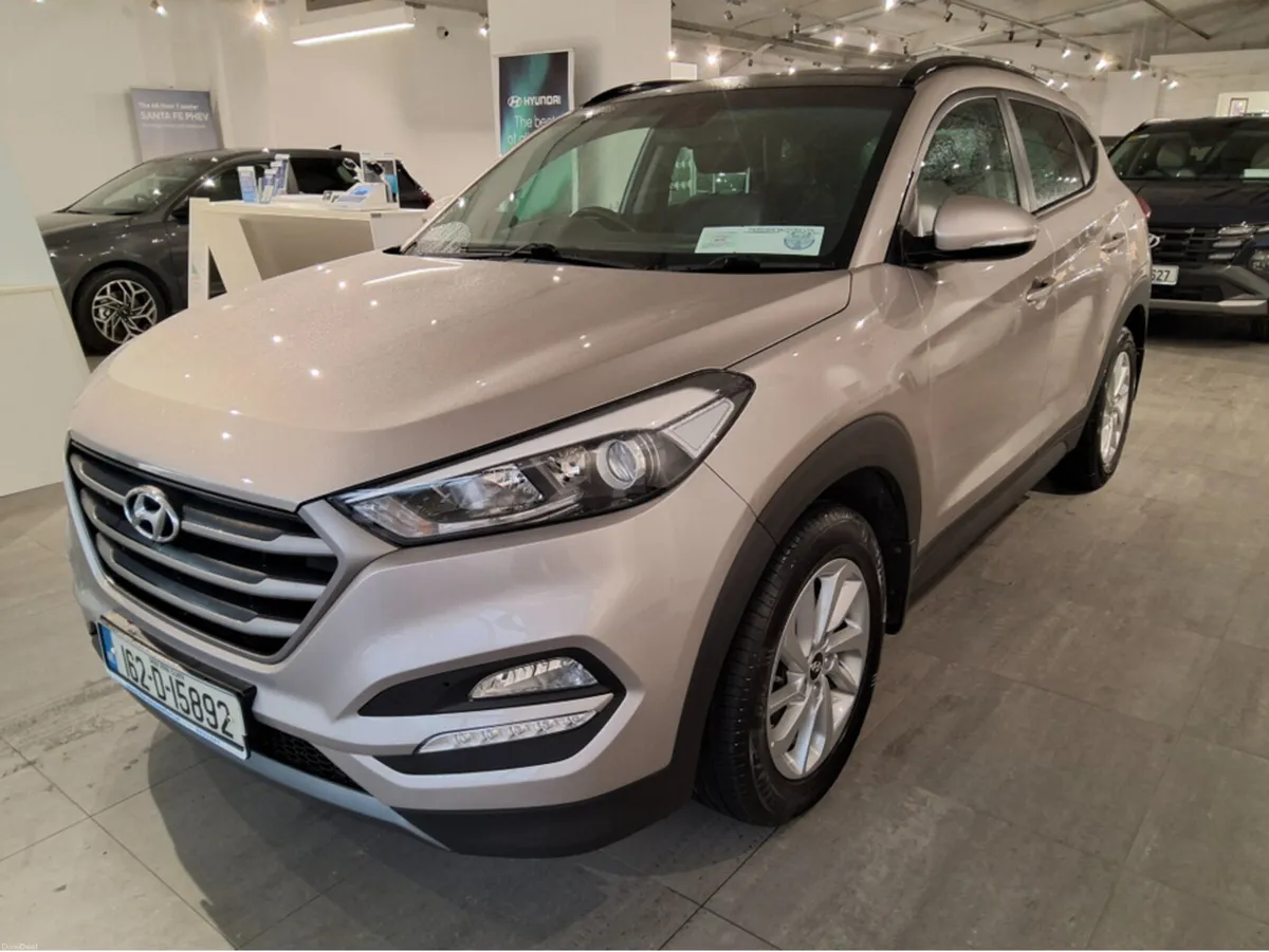 Hyundai Tucson 1.7 CRDi PREMIUM ** PAN ROOF ** LEA - Image 2