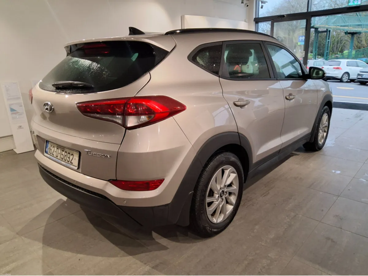 Hyundai Tucson 1.7 CRDi PREMIUM ** PAN ROOF ** LEA - Image 4