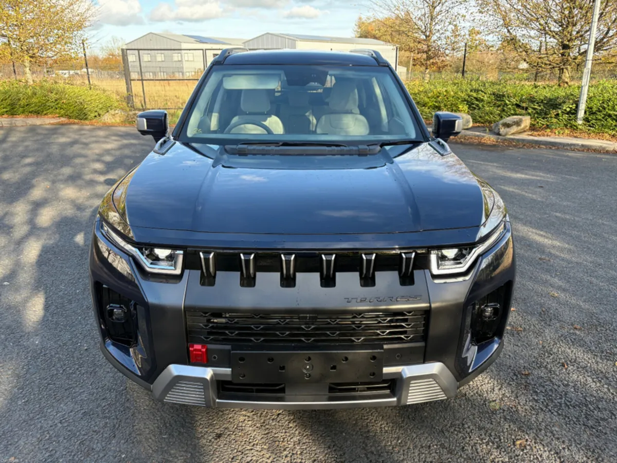 KGM Torres THE ALL NEW TORRES HYBRID - Image 2