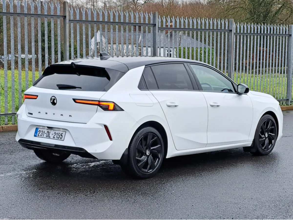 Opel Astra GS LINE 1.2TURBO 130BHP **HIGH SPEC** - Image 4