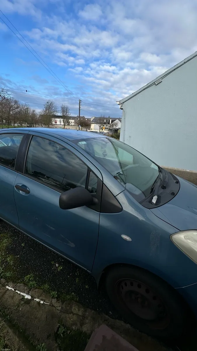 Toyota Yaris 2008 - Image 4
